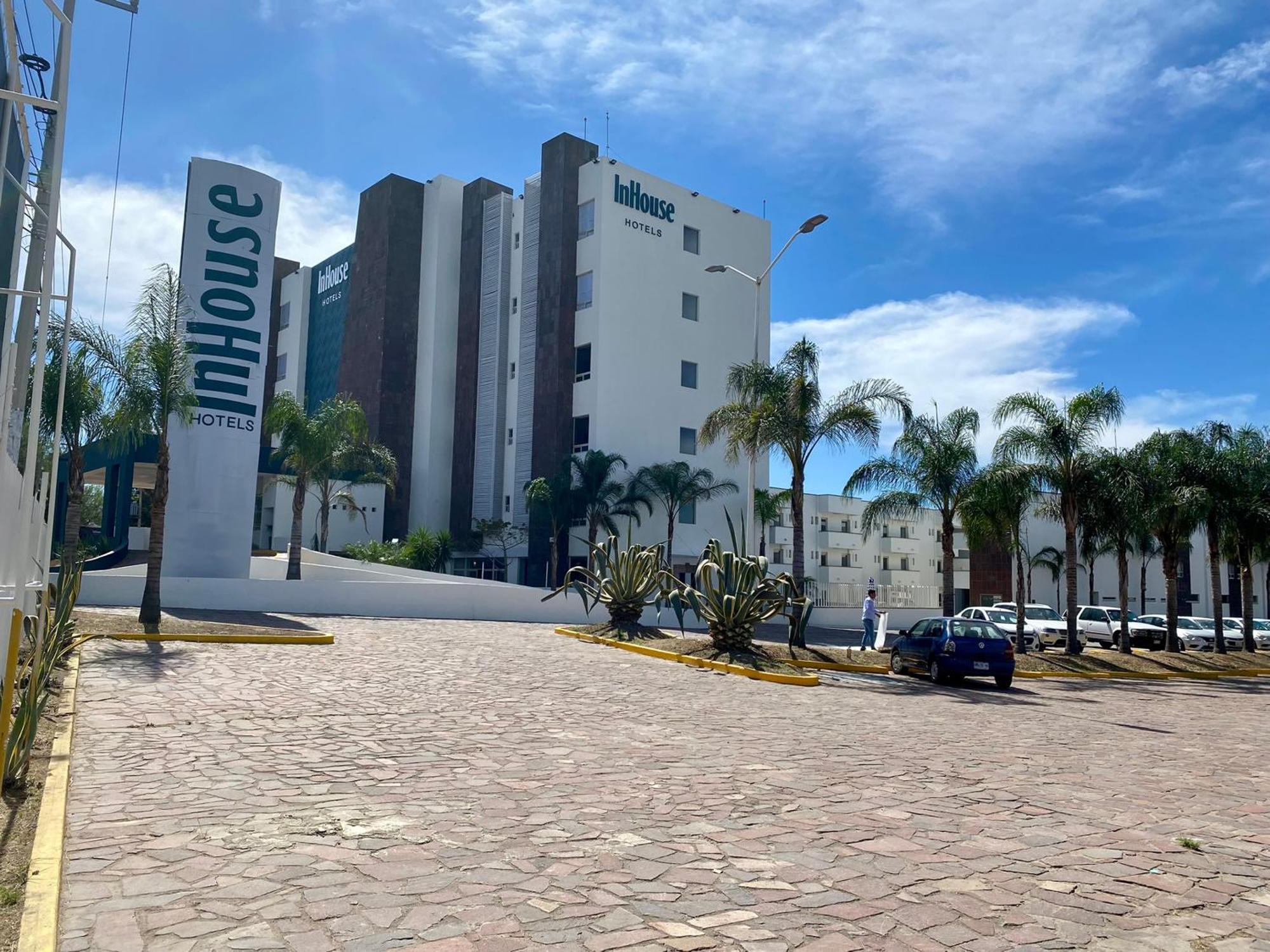 Inhouse Leon Hotel Exterior photo