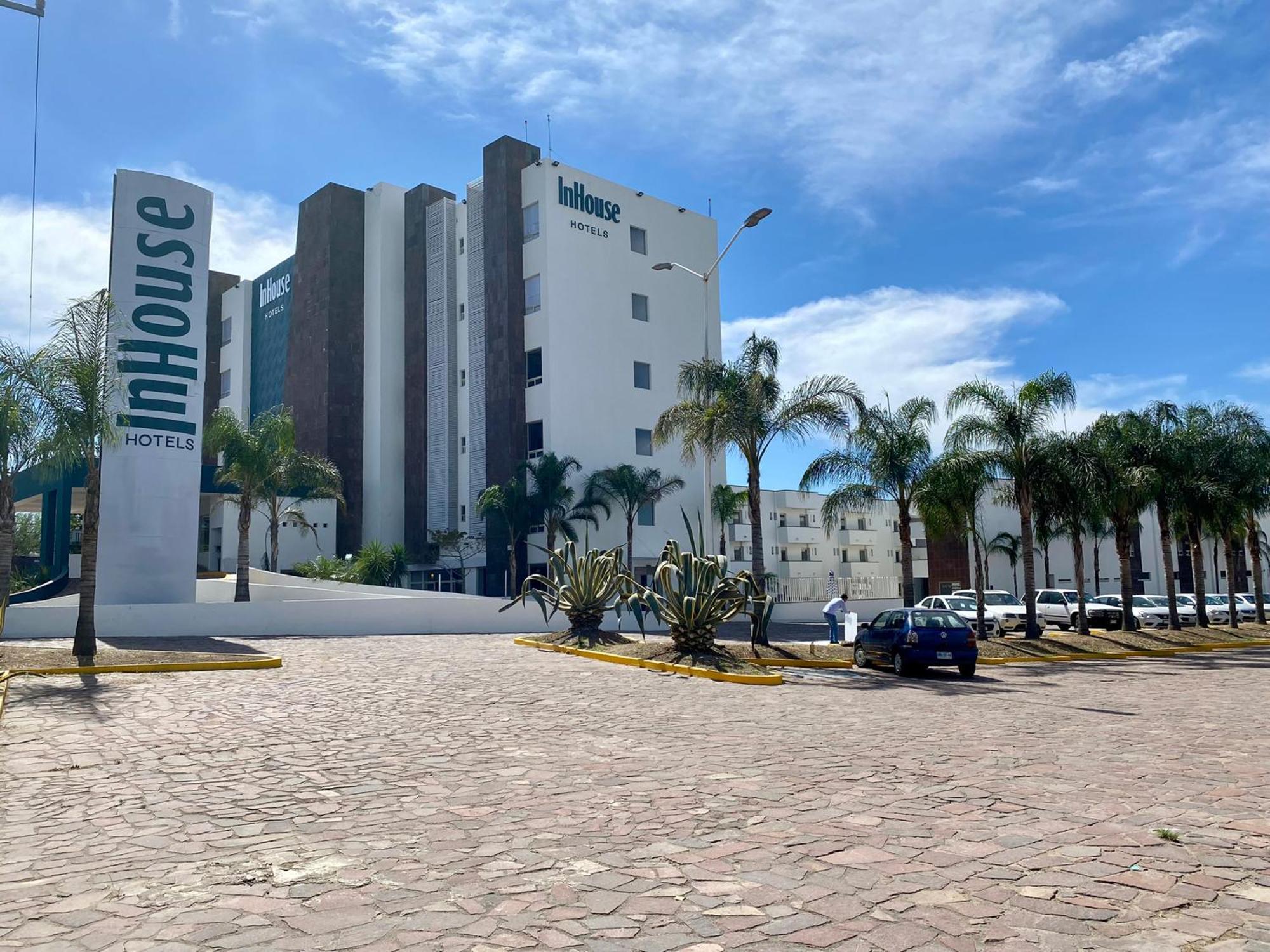 Inhouse Leon Hotel Exterior photo